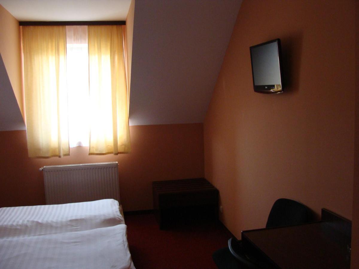 Hostel Lan Gran Varadino Camera foto